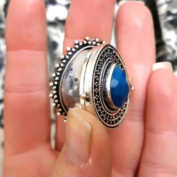 New Chalcedony 925 Silver Poison Ring. - Picture 2 of 8